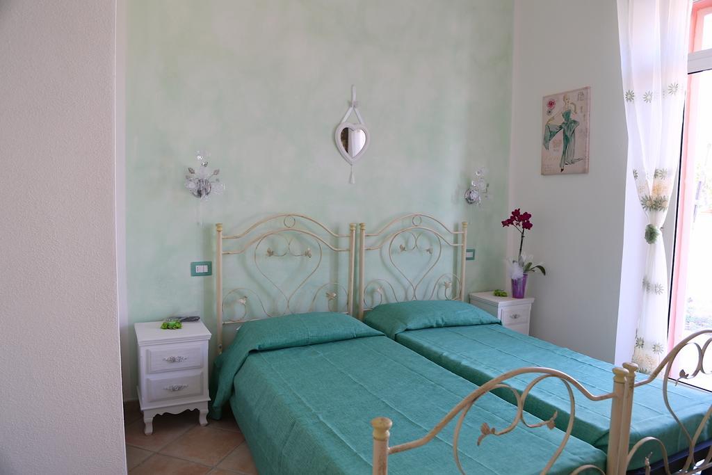 B&B Le Rose Ольбия Номер фото