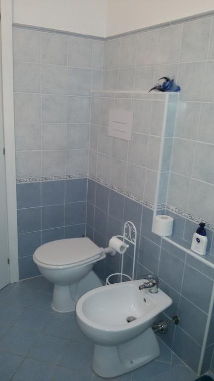B&B Le Rose Ольбия Экстерьер фото